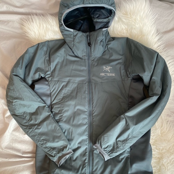 Arc'teryx Other - ARCTERYX atom LT men’s hooded jacket XS